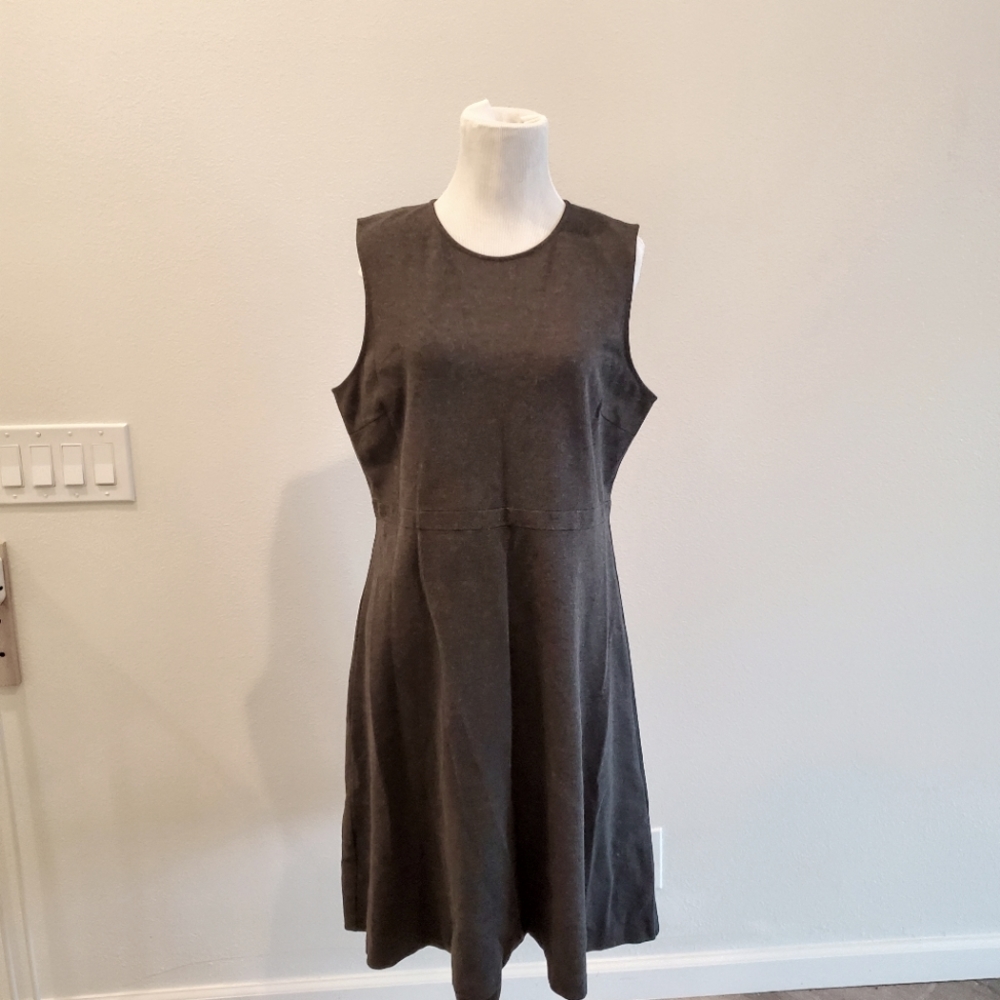 Uniqlo Heather Gray Stretch Dress